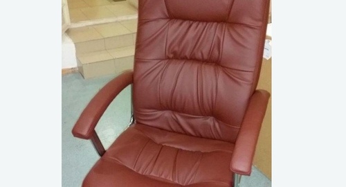 Обтяжка офисного кресла. Тюкалинск
